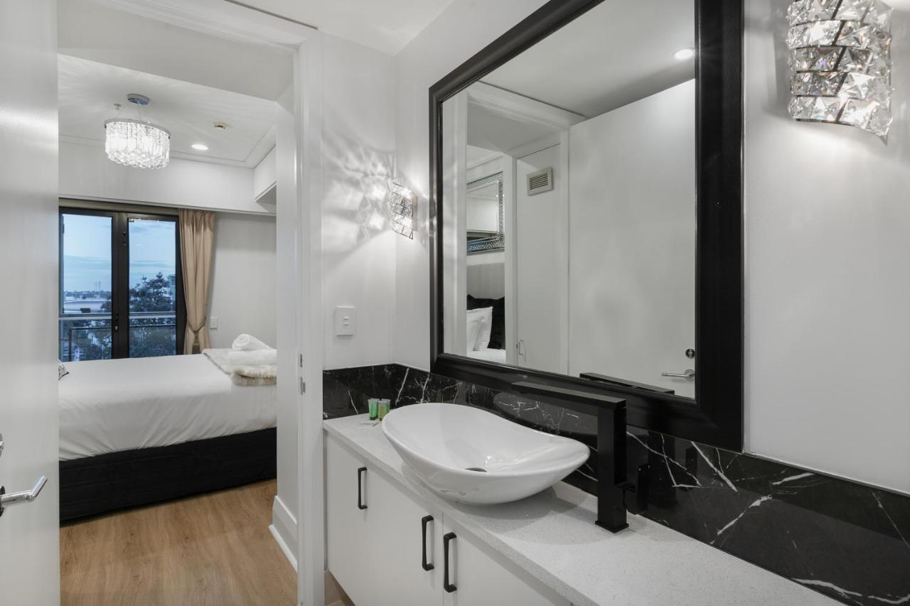 Extravagant Escape Apartment Auckland Exterior photo